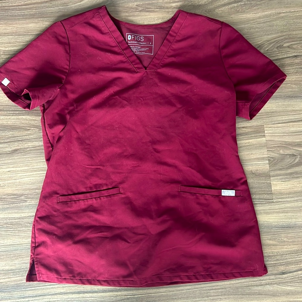 Figs two-pocket scrub shirt